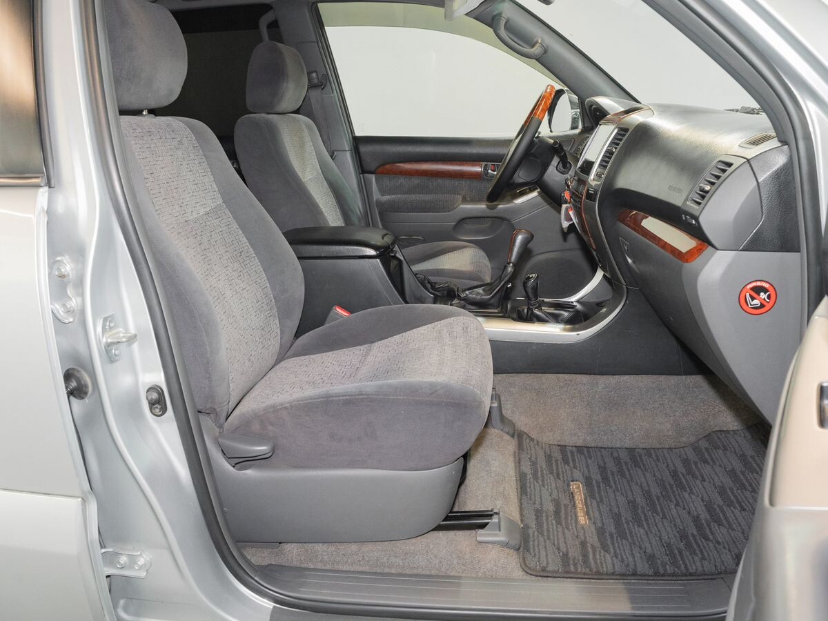 Toyota Land Cruiser Prado 2007 - фото автомобиля