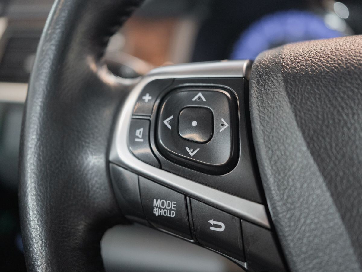 Toyota Camry 2017 - фото автомобиля