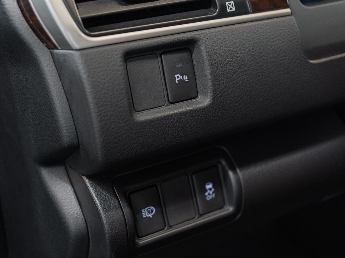 Toyota Camry 2017 - фото автомобиля