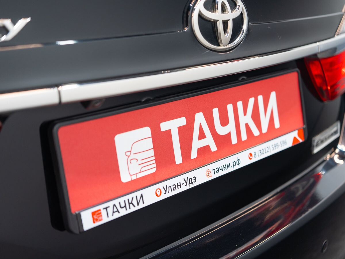 Toyota Camry 2017 - фото автомобиля