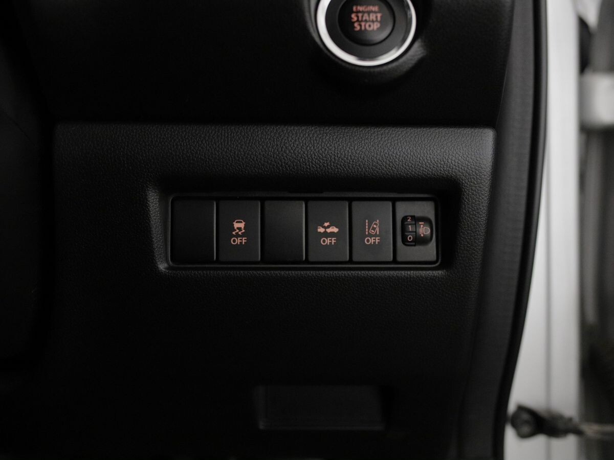 Suzuki Swift 2017 - фото автомобиля