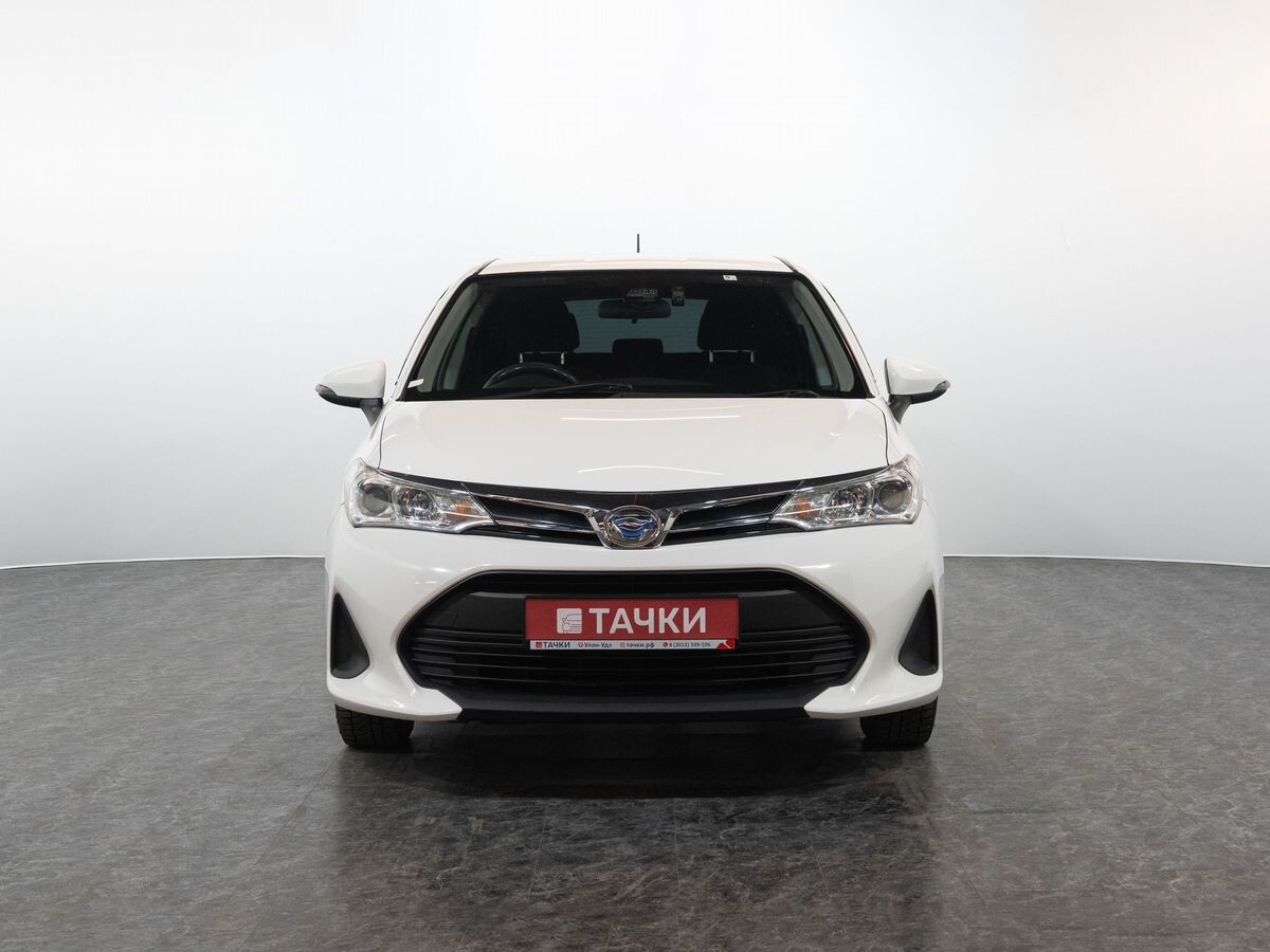 Toyota Corolla 2018 - фото автомобиля