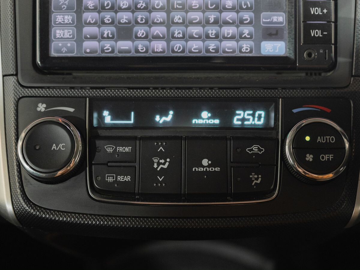 Toyota Corolla 2018 - фото автомобиля