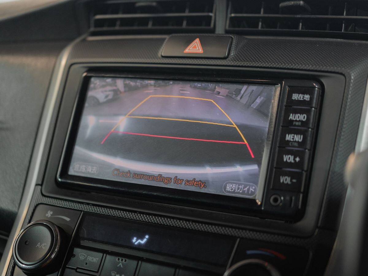 Toyota Corolla 2018 - фото автомобиля