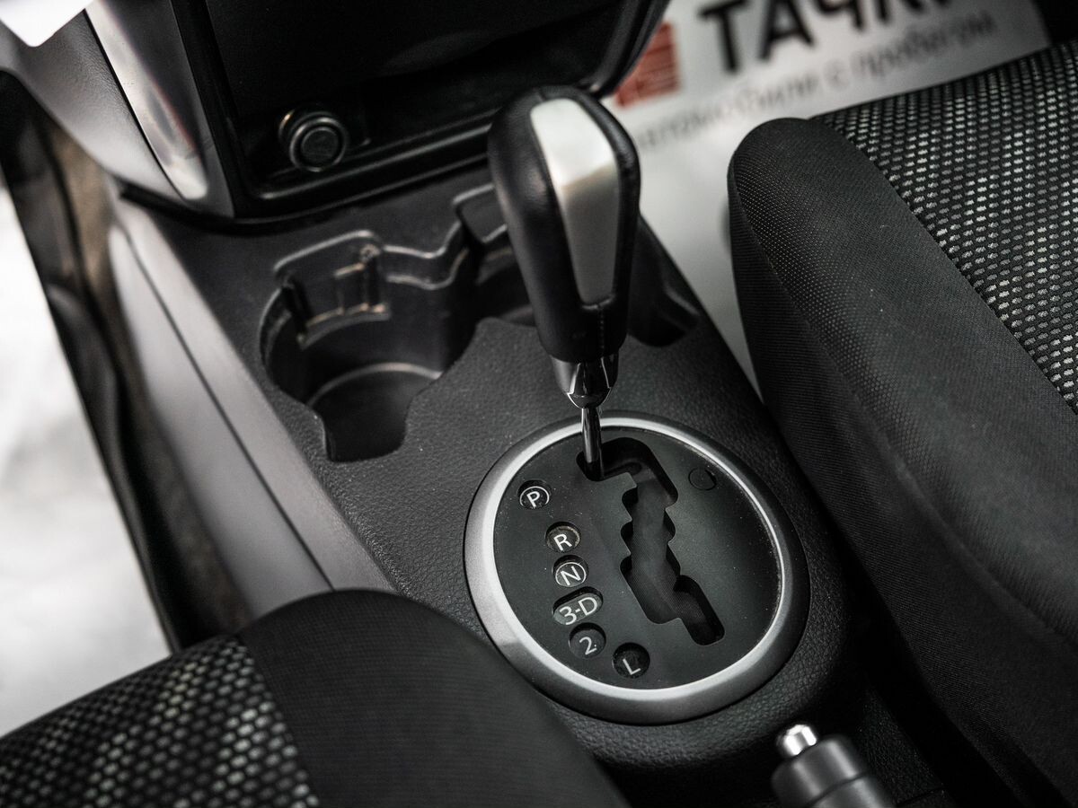 Suzuki SX4 2008 - фото автомобиля