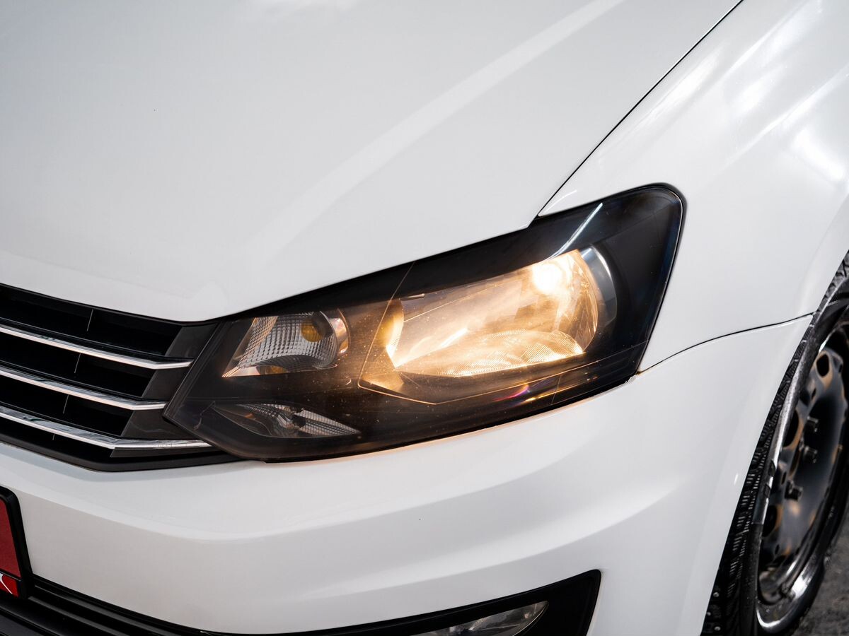 Volkswagen Polo 2019 - фото автомобиля