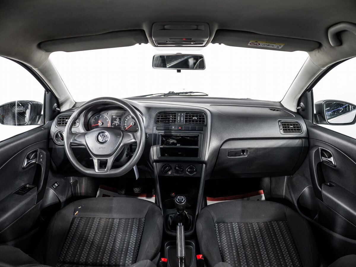 Volkswagen Polo 2019 - фото автомобиля