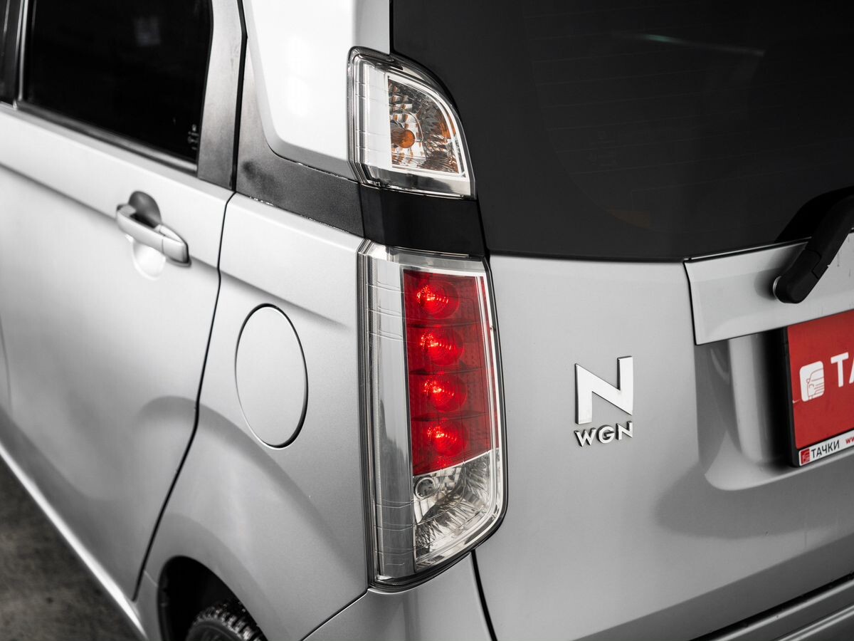 Honda N-WGN 2018 - фото автомобиля