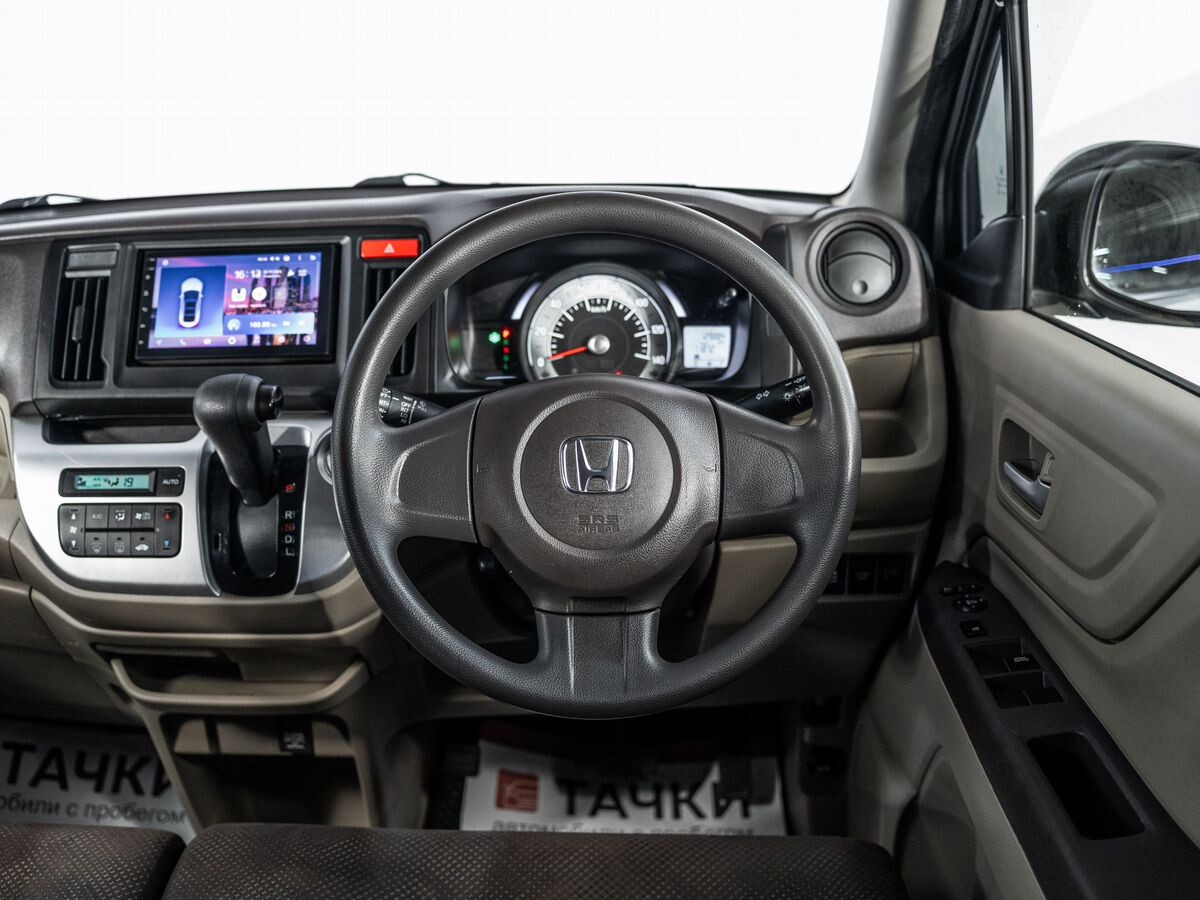 Honda N-WGN 2018 - фото автомобиля