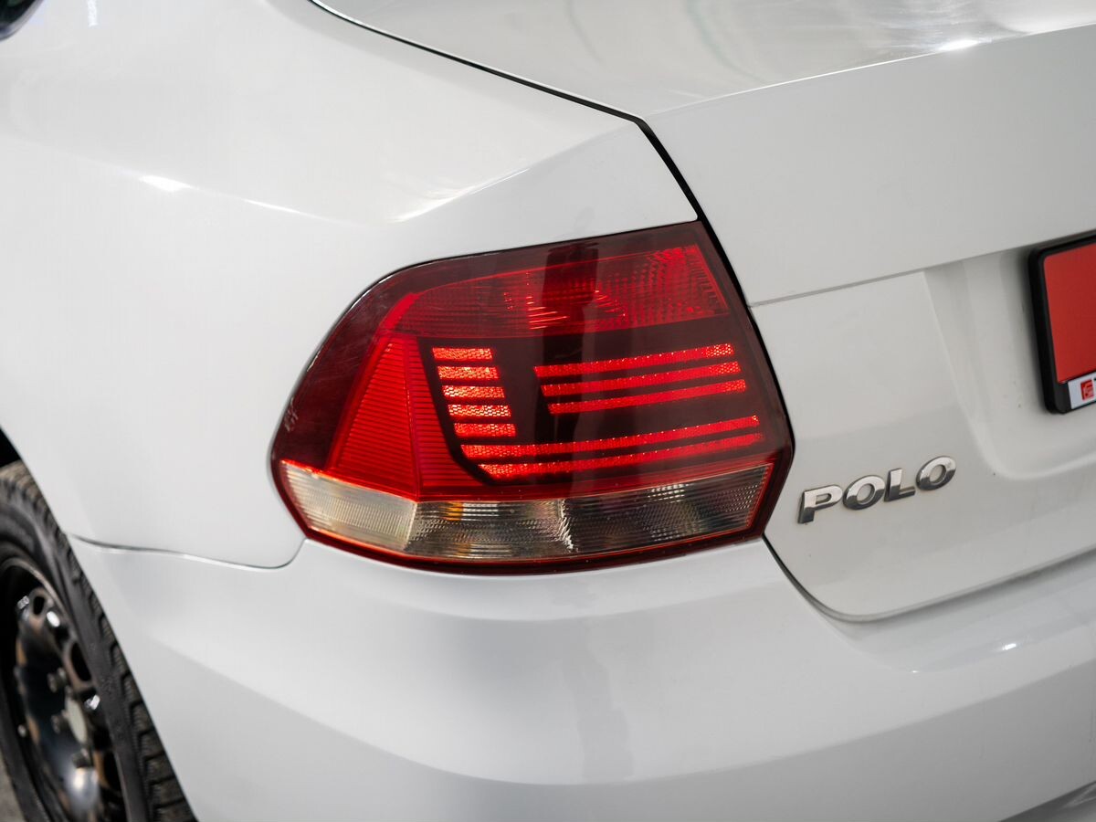 Volkswagen Polo 2020 - фото автомобиля