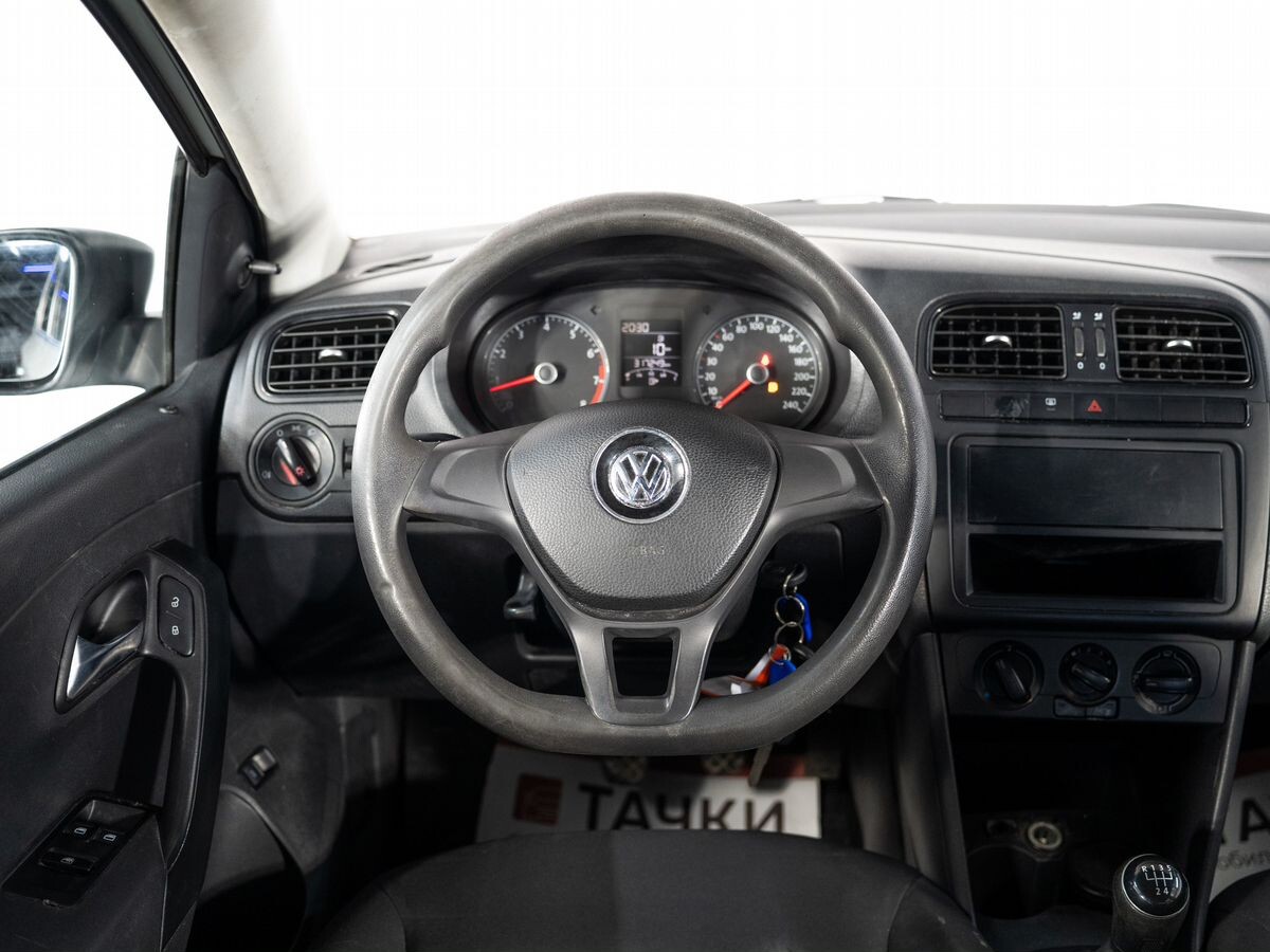 Volkswagen Polo 2020 - фото автомобиля