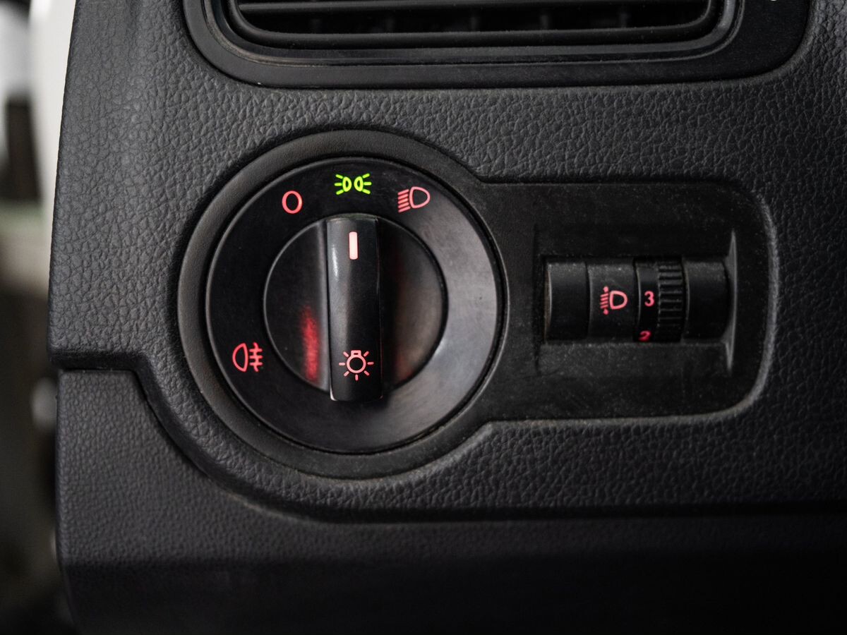 Volkswagen Polo 2020 - фото автомобиля