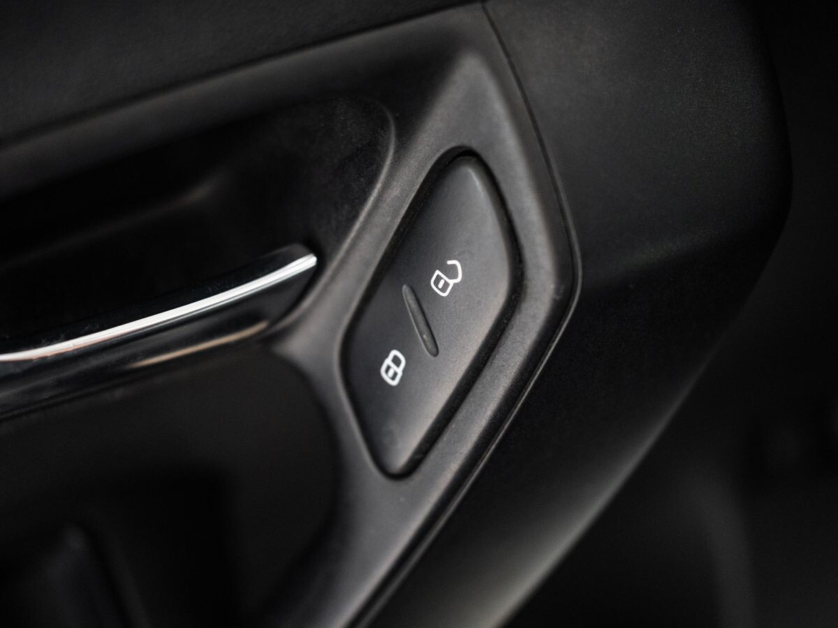 Volkswagen Polo 2020 - фото автомобиля