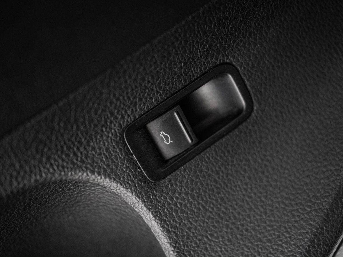 Volkswagen Polo 2020 - фото автомобиля