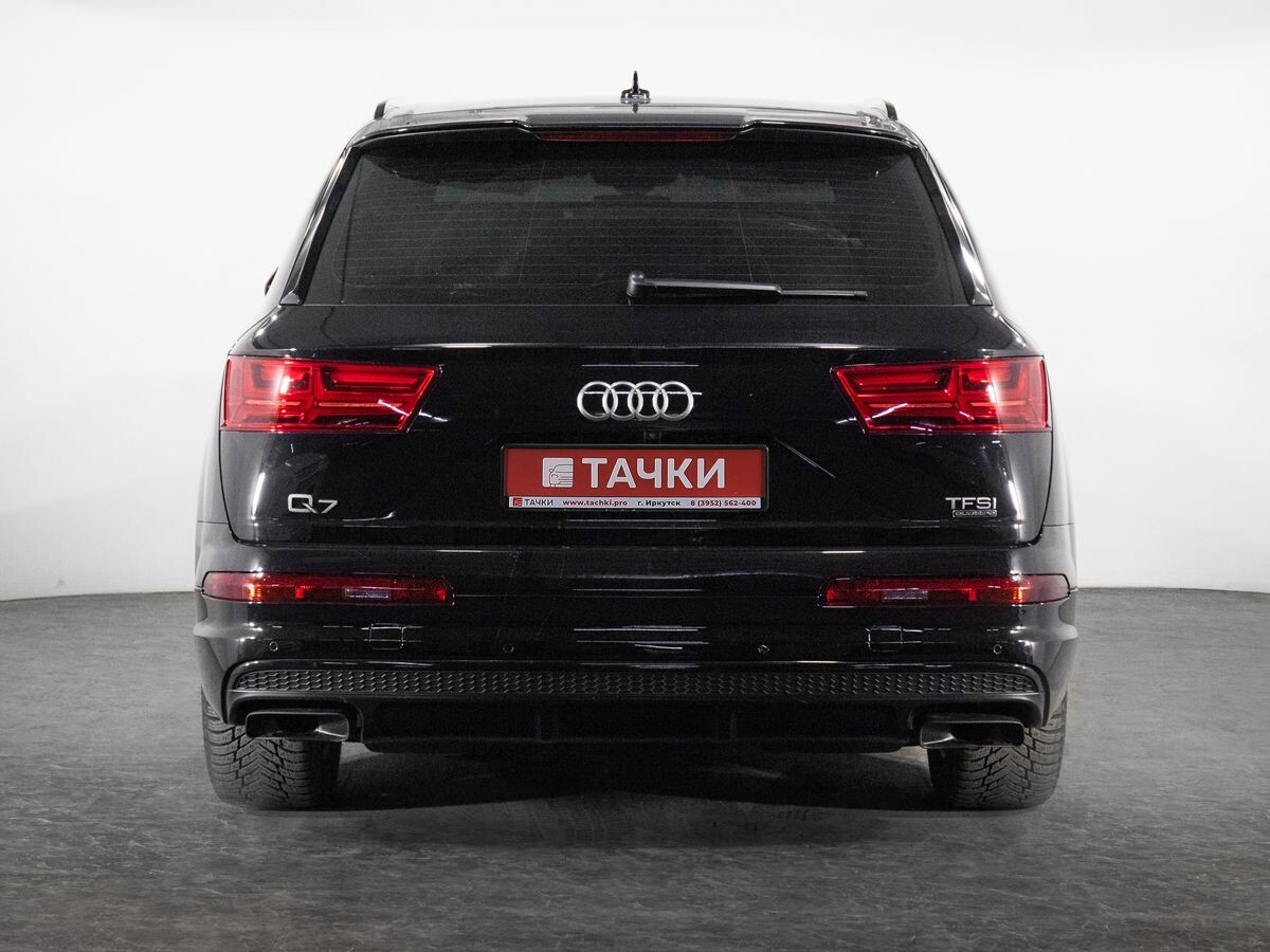 Audi Q7 2015 - фото автомобиля