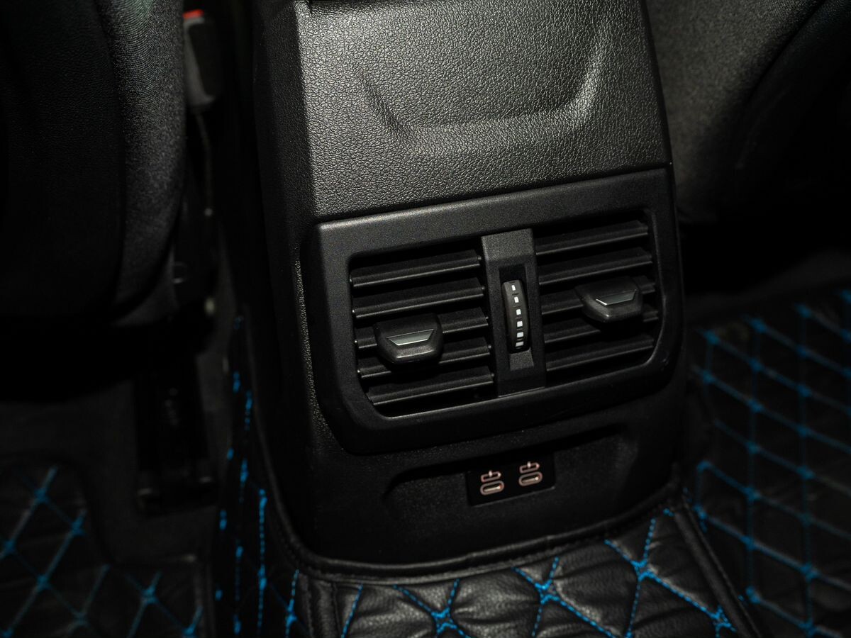 BMW 2 серии 2020 - фото автомобиля