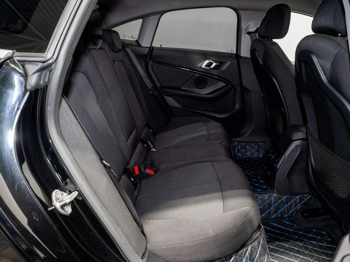 BMW 2 серии 2020 - фото автомобиля