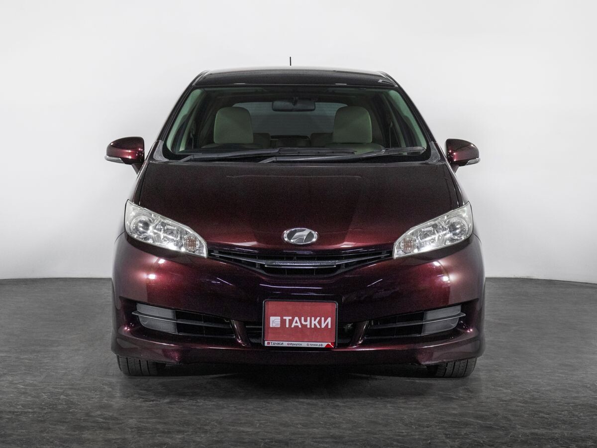 Toyota Wish 2013 - фото автомобиля