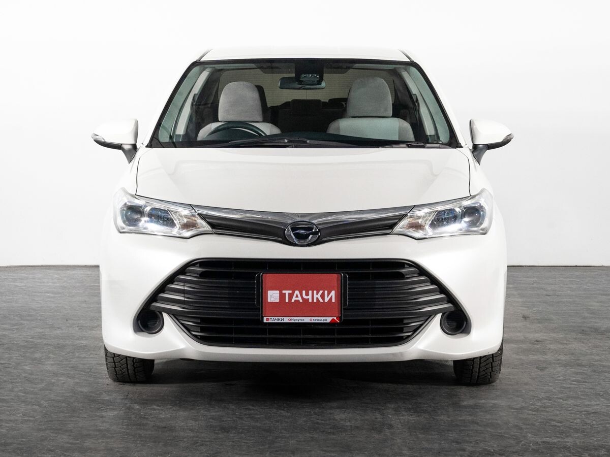 Toyota Corolla 2017 - фото автомобиля