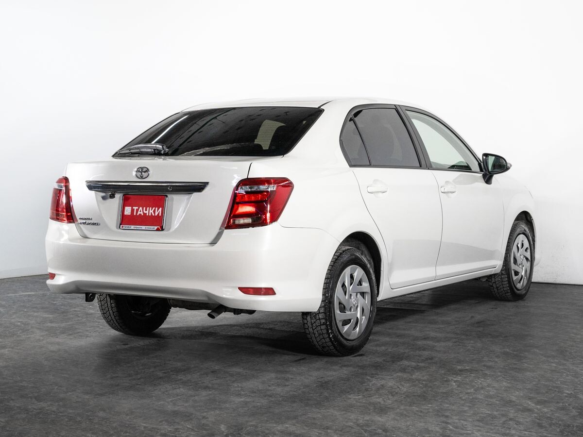 Toyota Corolla 2017 - фото автомобиля