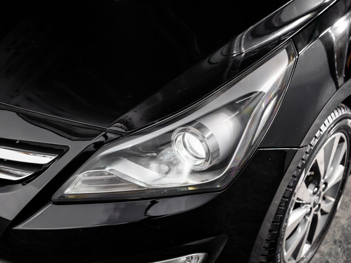 Hyundai Solaris 2015 - фото автомобиля