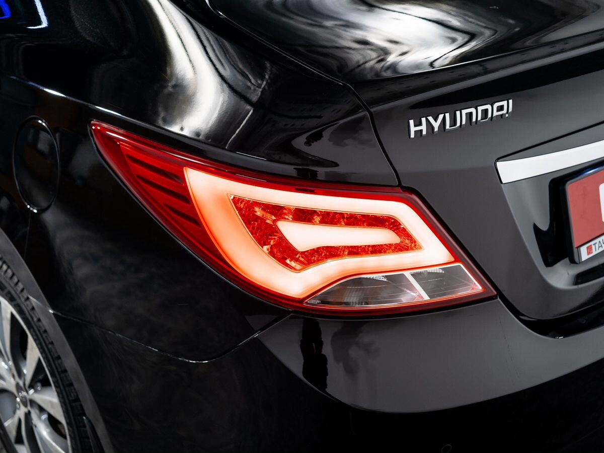 Hyundai Solaris 2015 - фото автомобиля