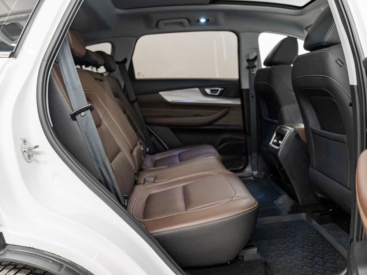 Chery Tiggo 8 Pro 2022 - фото автомобиля