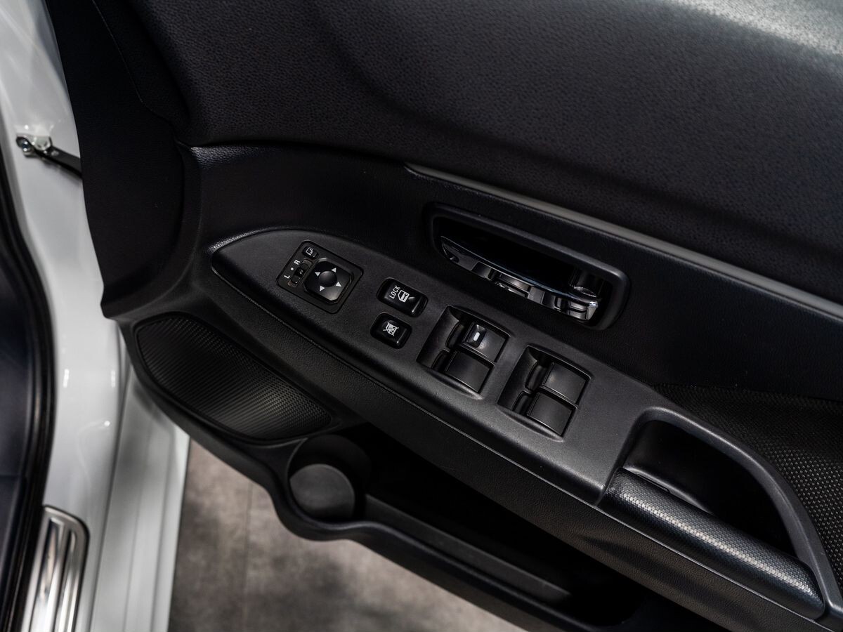 Mitsubishi RVR 2011 - фото автомобиля