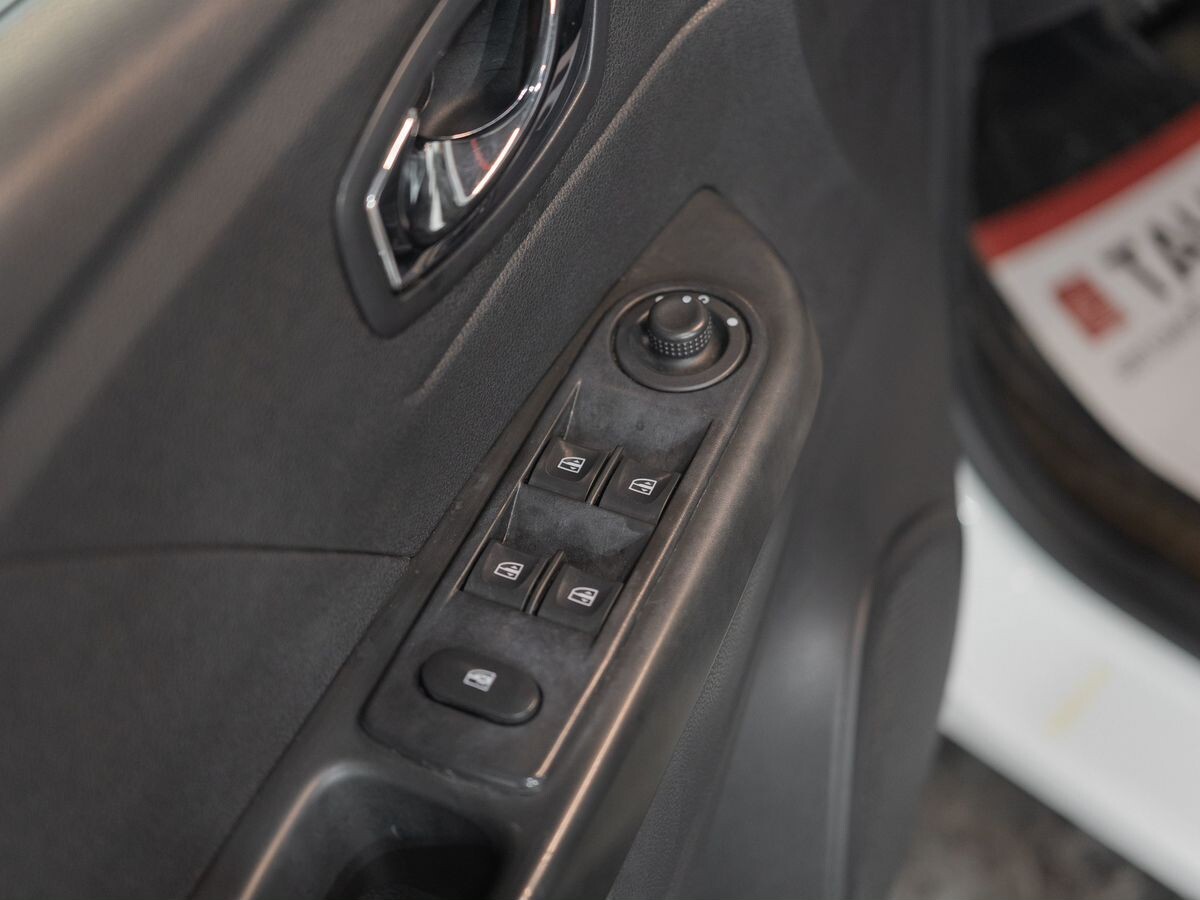 Renault Kaptur 2018 - фото автомобиля