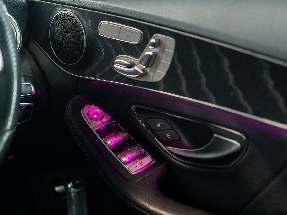 Mercedes-Benz C-Класс 2019 - фото автомобиля