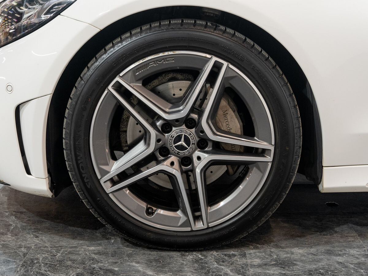 Mercedes-Benz C-Класс 2019 - фото автомобиля