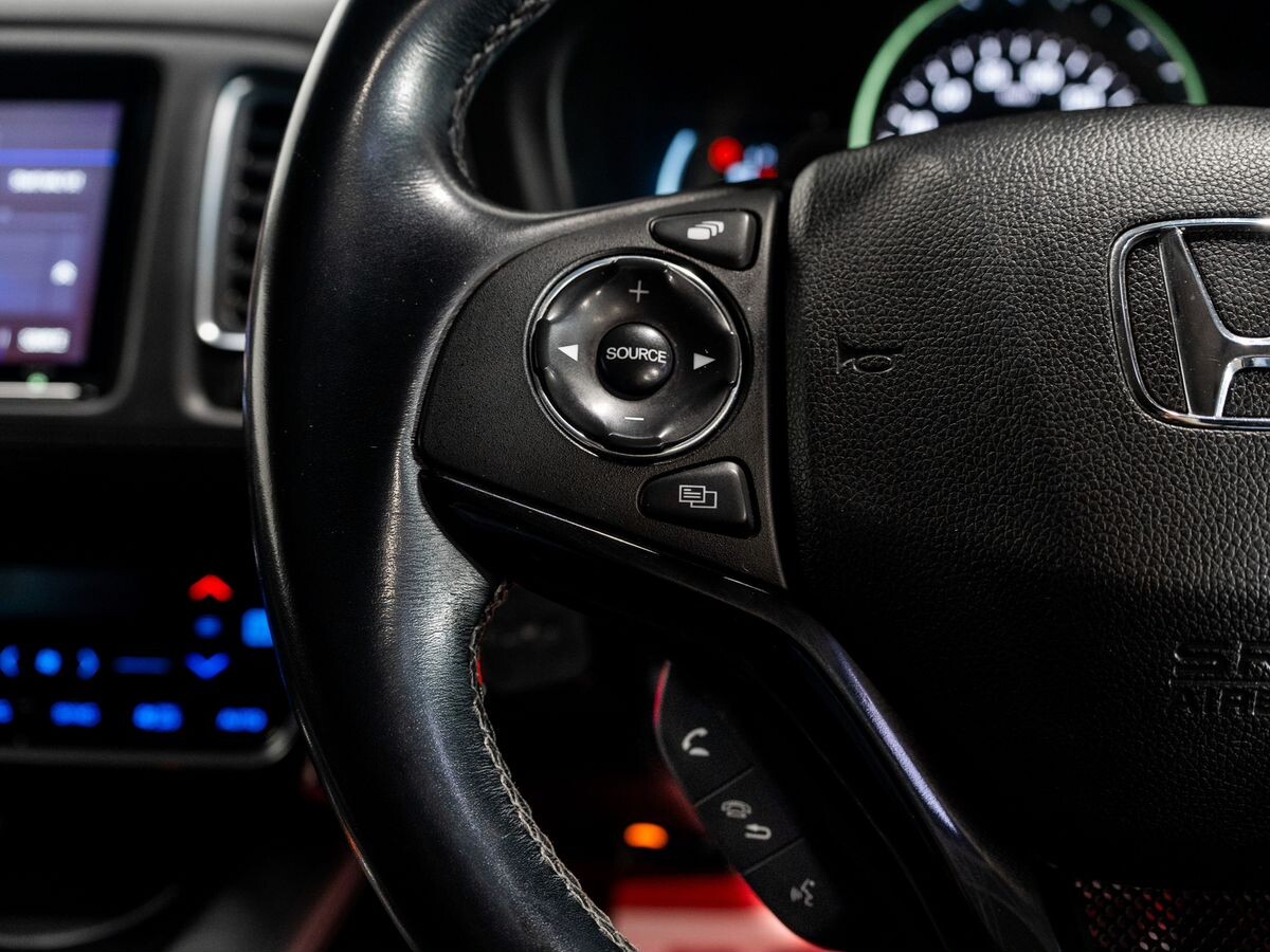 Honda Vezel 2018 - фото автомобиля