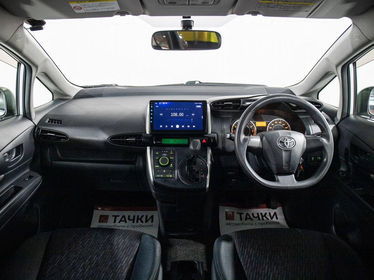 Toyota Wish 2009 - фото автомобиля
