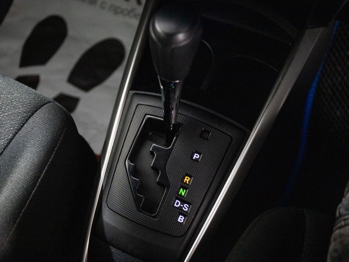 Toyota Corolla 2019 - фото автомобиля