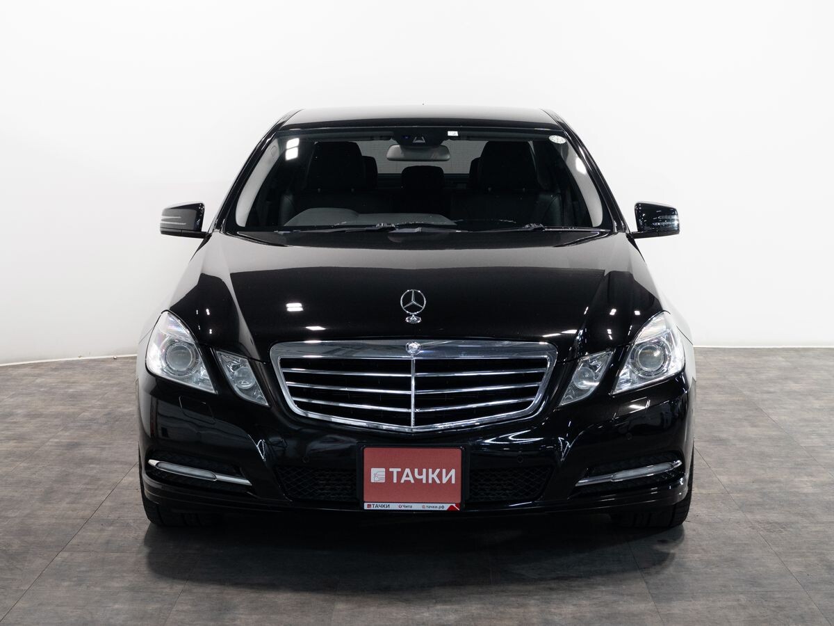 Mercedes-Benz E-Класс 2011 - фото автомобиля