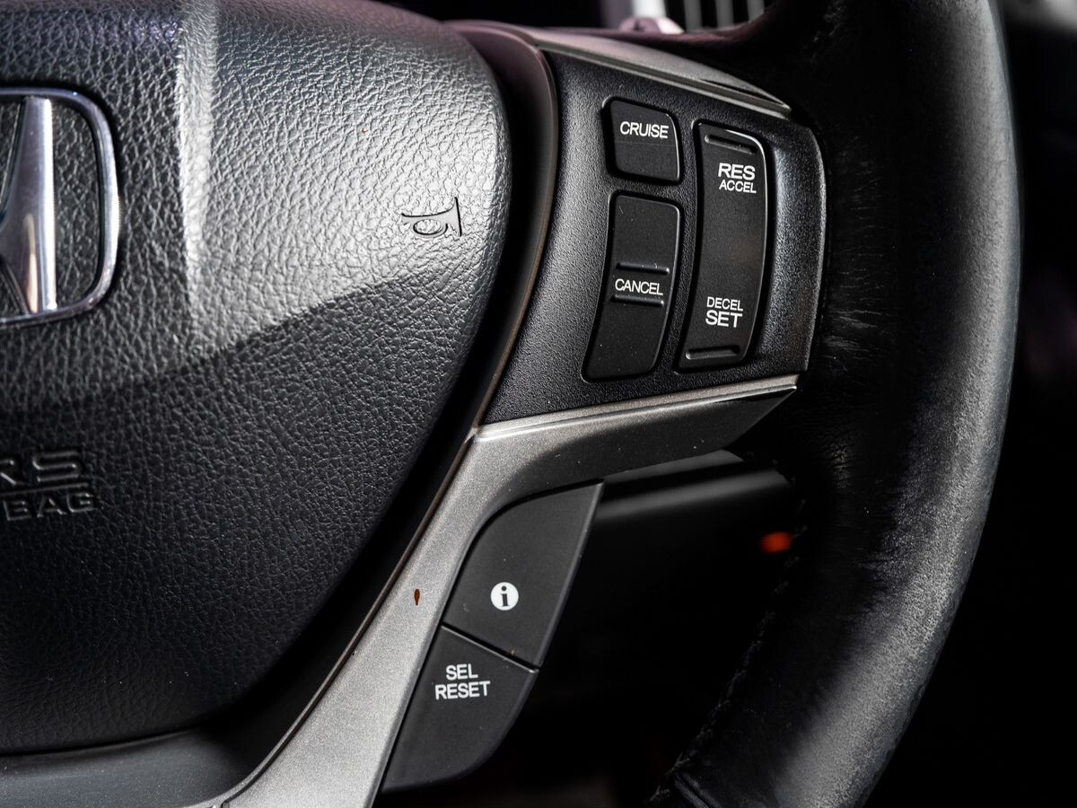 Honda Stepwgn 2014 - фото автомобиля