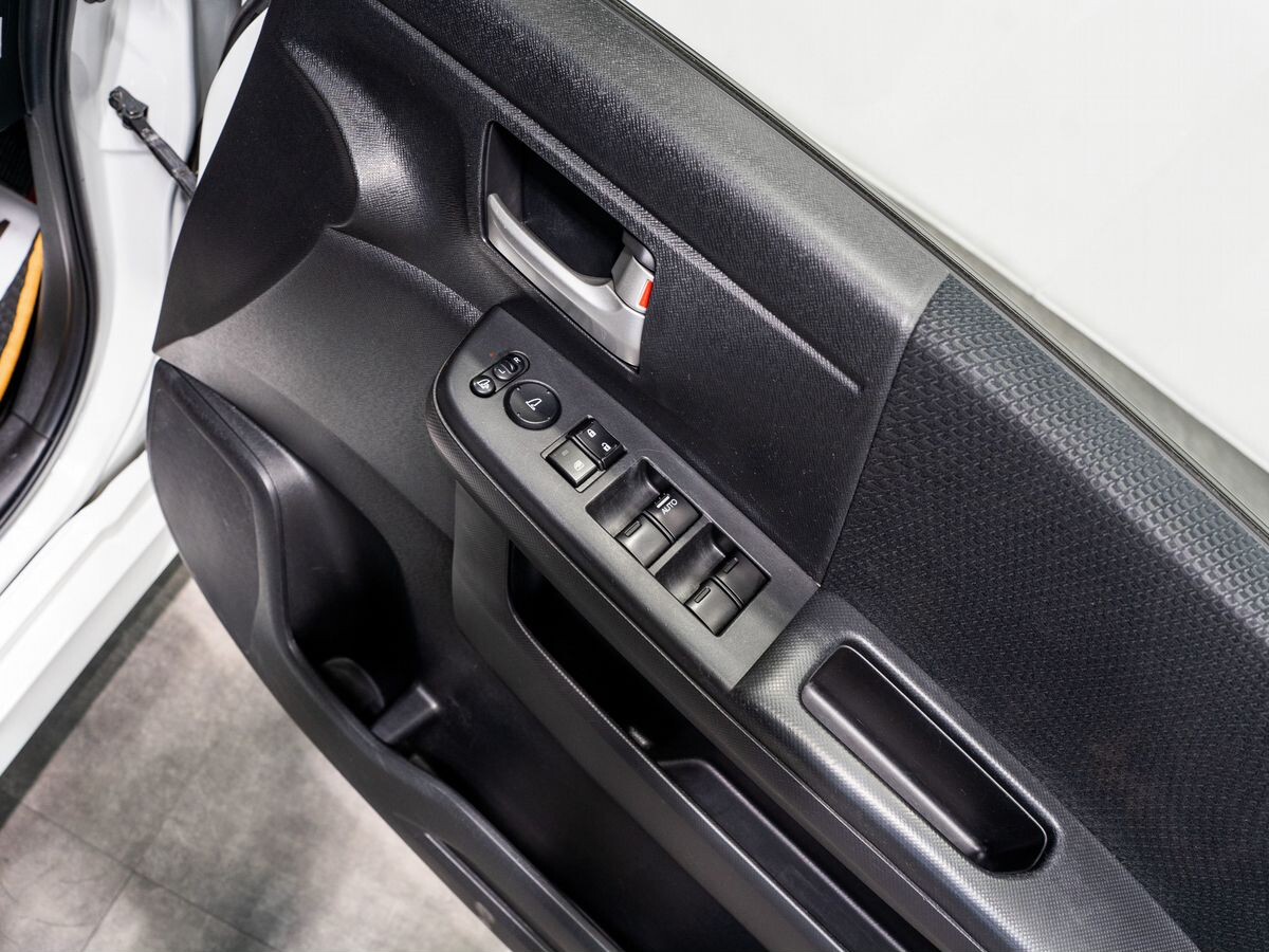 Honda Stepwgn 2014 - фото автомобиля