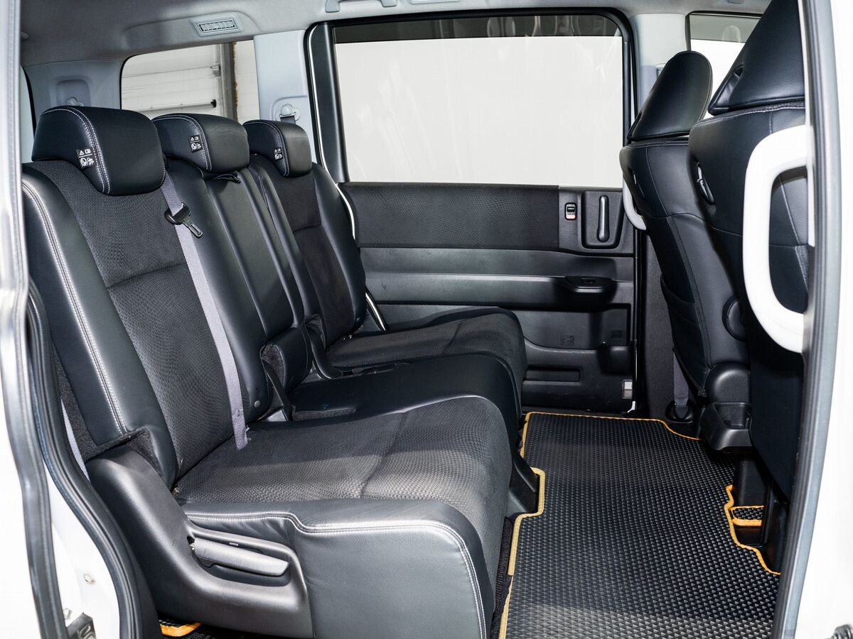 Honda Stepwgn 2014 - фото автомобиля