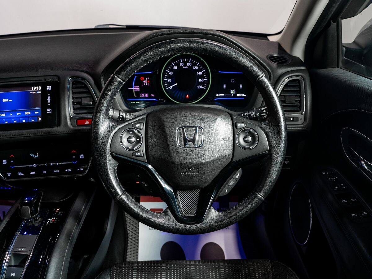 Honda Vezel 2014 - фото автомобиля