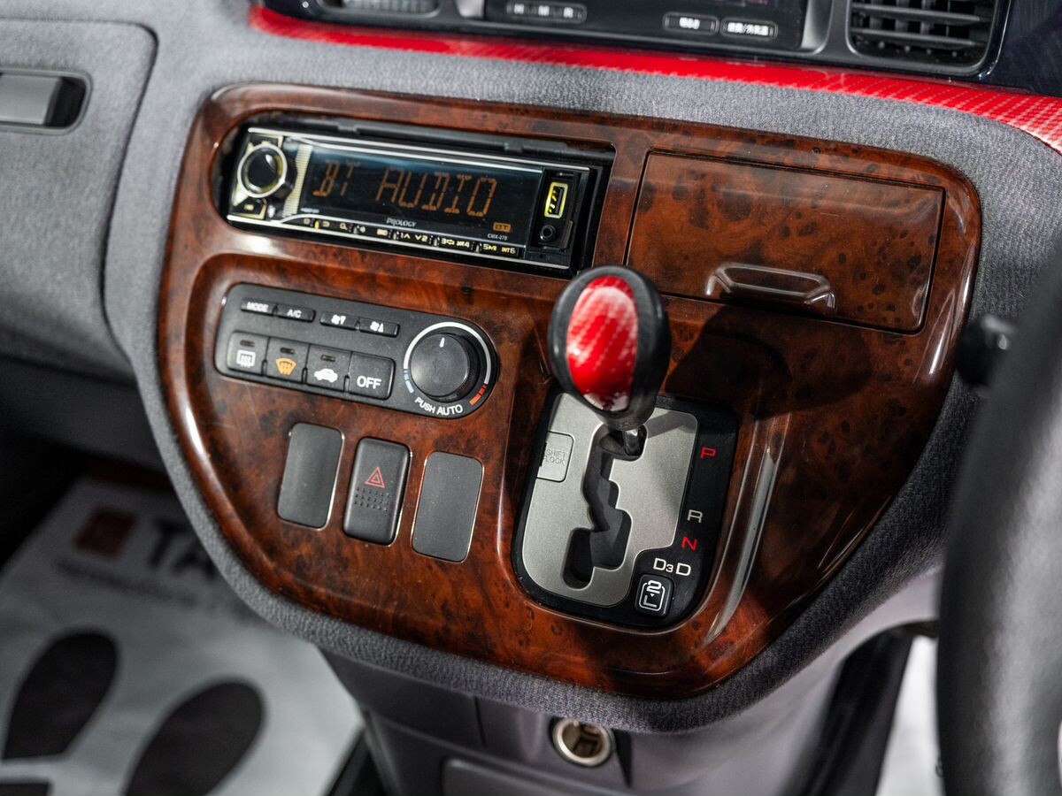 Honda Avancier 2002 - фото автомобиля