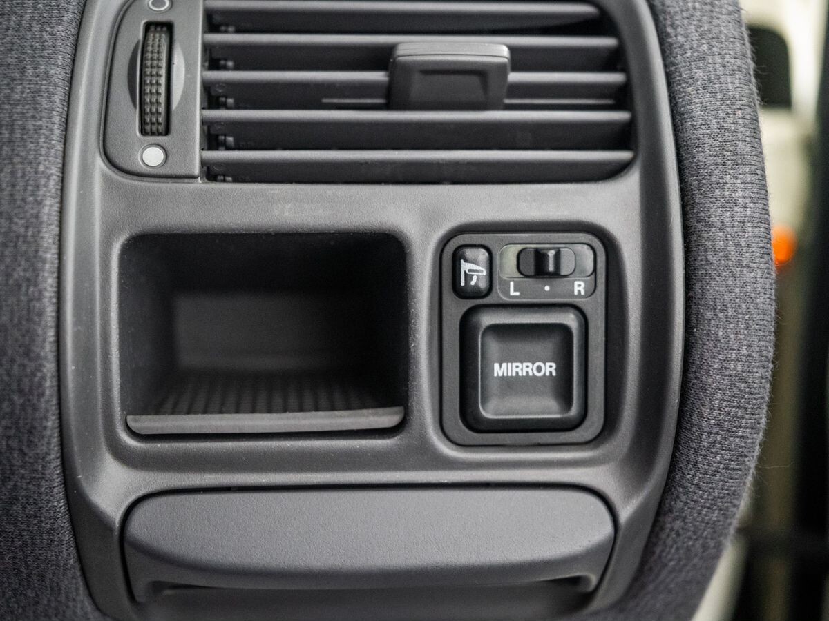 Honda Avancier 2002 - фото автомобиля