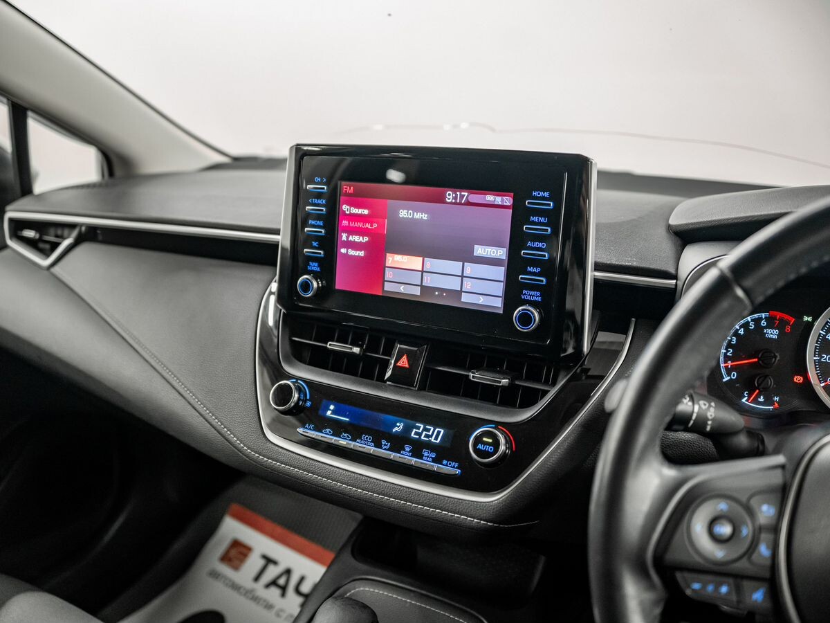 Toyota Corolla 2019 - фото автомобиля