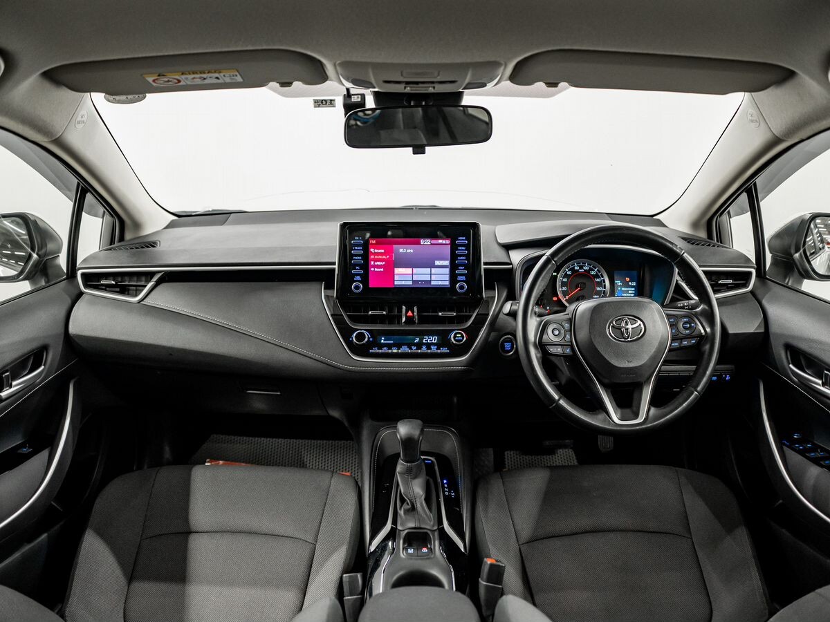 Toyota Corolla 2019 - фото автомобиля