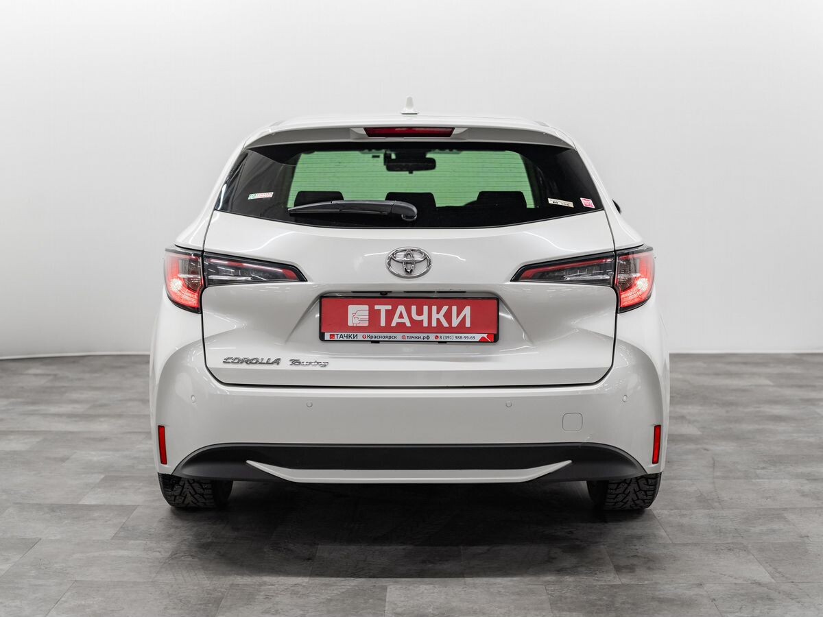 Toyota Corolla 2019 - фото автомобиля