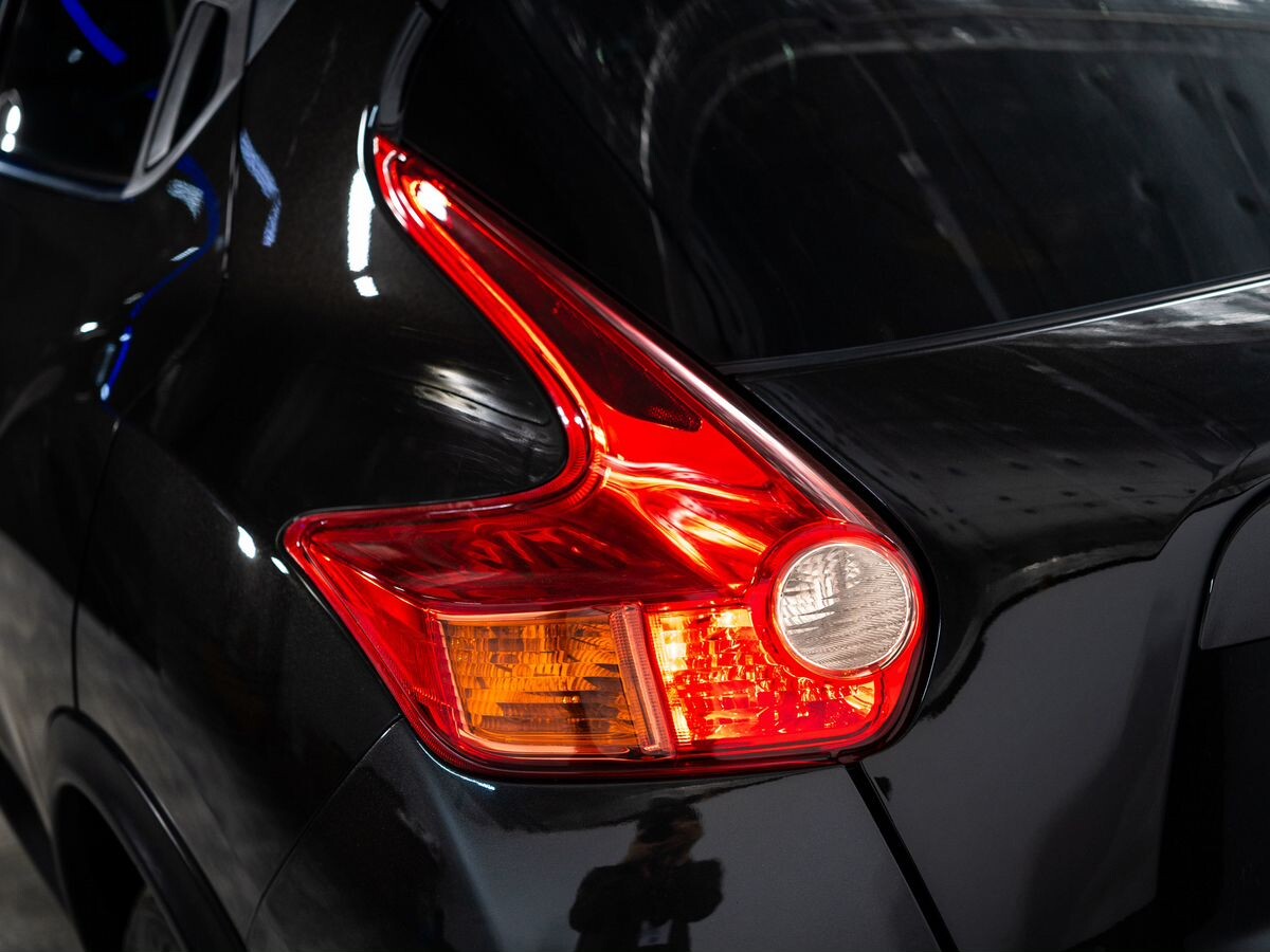 Nissan Juke 2012 - фото автомобиля