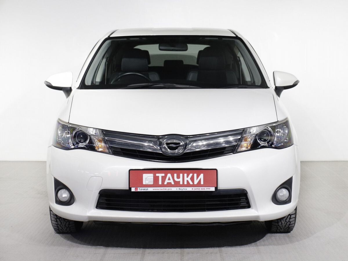 Toyota Corolla 2013 - фото автомобиля