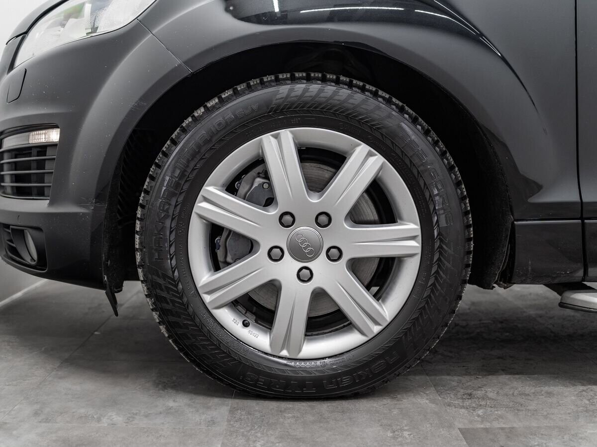 Audi Q7 2008 - фото автомобиля