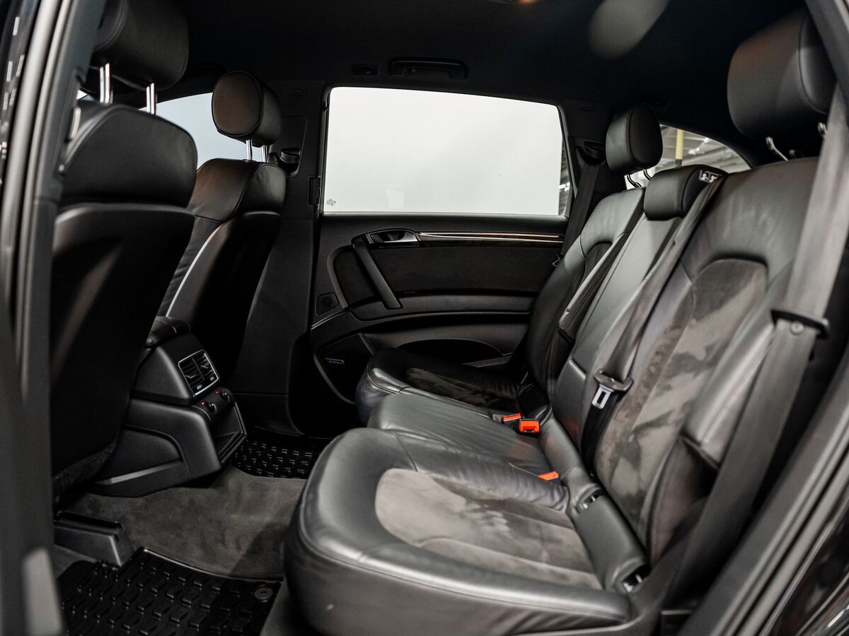 Audi Q7 2008 - фото автомобиля