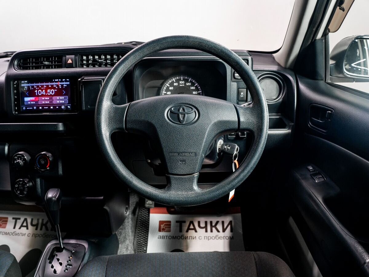 Toyota Probox 2015 - фото автомобиля