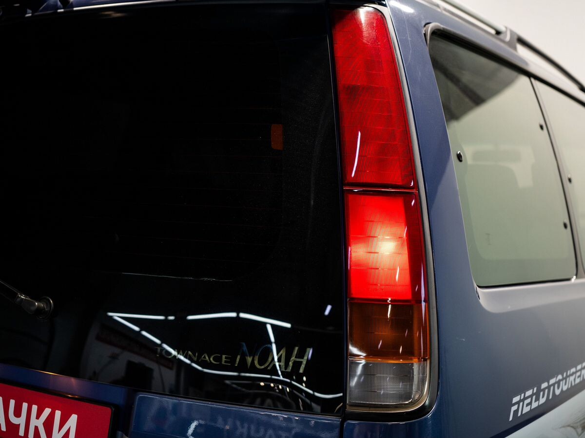 Toyota Town Ace 1997 - фото автомобиля